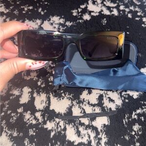 Gucci Dark Green Rectangular Sunglasses